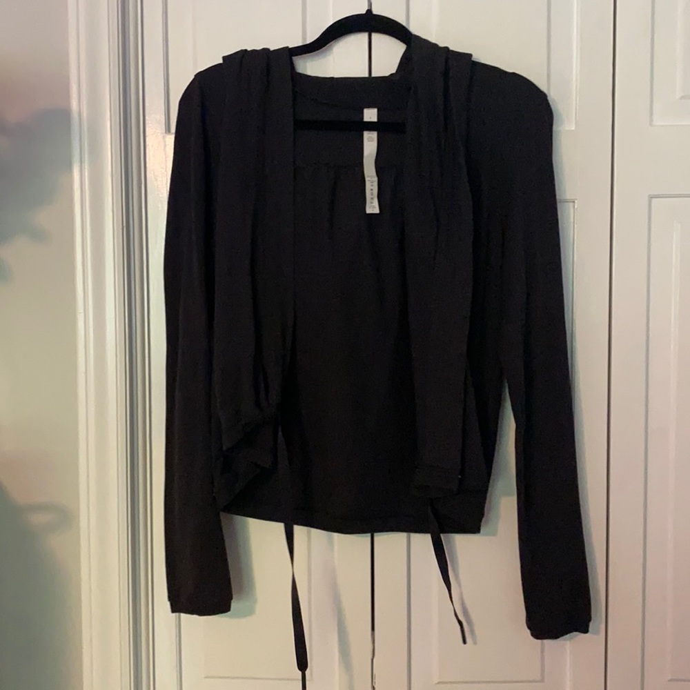Lululemon hoodie with tie detail in front!